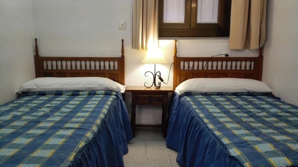 Pension Ciudad Navarro Ramos Grenade Extérieur photo
