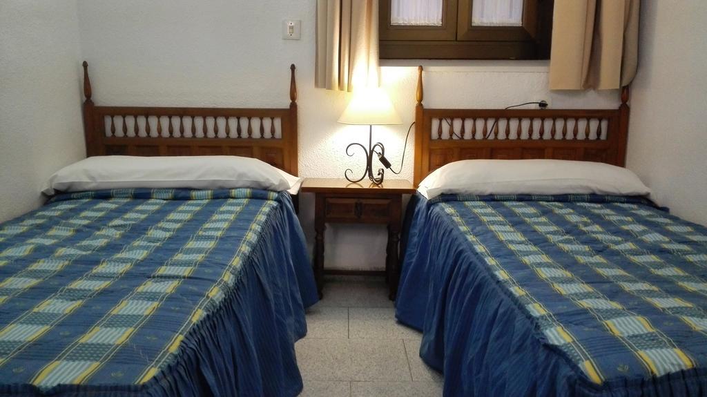 Pension Ciudad Navarro Ramos Grenade Extérieur photo