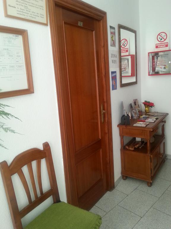 Pension Ciudad Navarro Ramos Grenade Extérieur photo