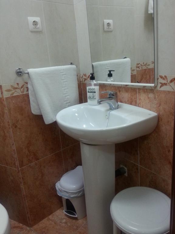 Pension Ciudad Navarro Ramos Grenade Extérieur photo